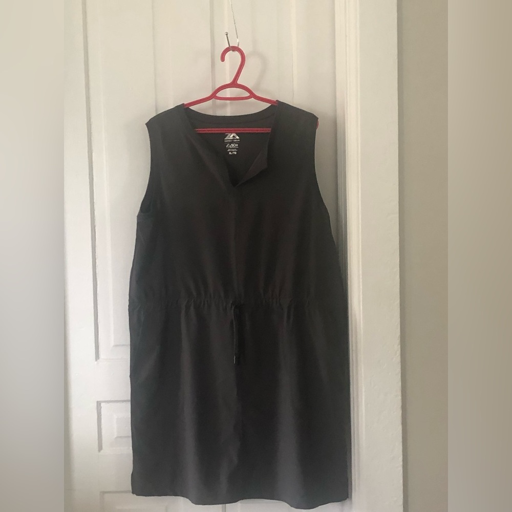Sun protection dress. Charcoal color. Super comfortable.